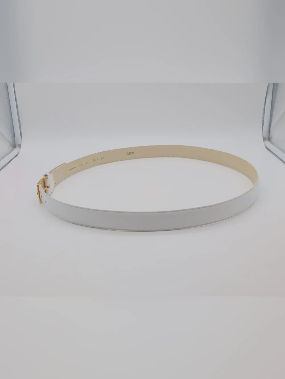 Lejon Vintage White Glove Leather Belt with Gold Buckle Sz 46